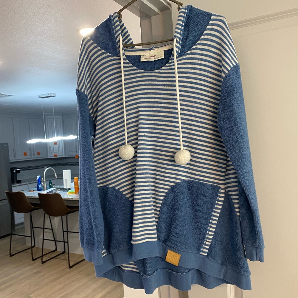 Jadelynn Brooke pullover